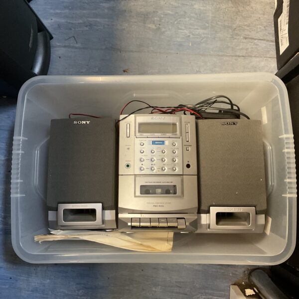 Vintage Sony PMC-R35L stereo system with speakers, 1980s audio.