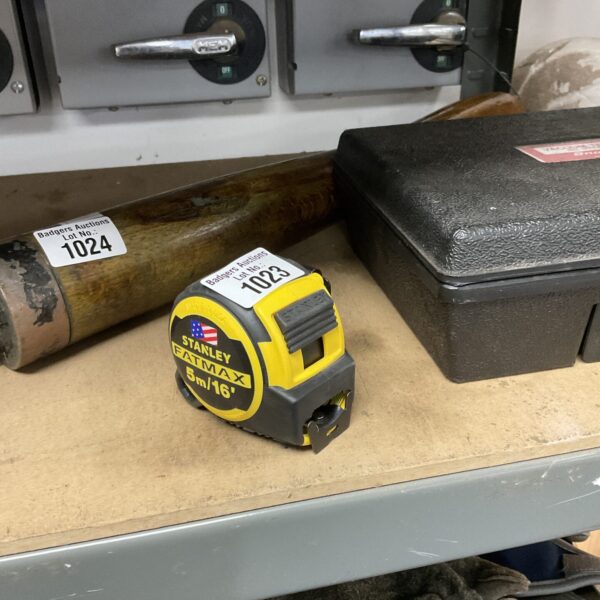 Stanley Fatmax 5m tape measure for accurate measurements.