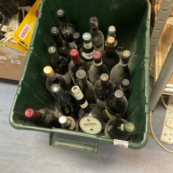 Mixed wine and spirit lot from house clearance.