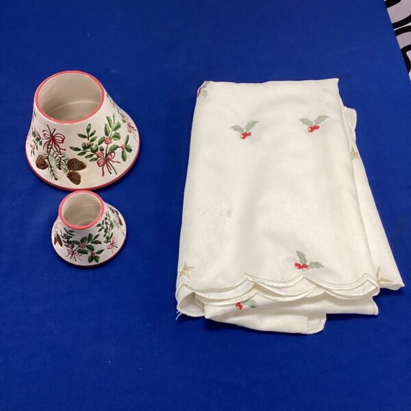 Yankee Candle shade and tablecloth set with birch design.