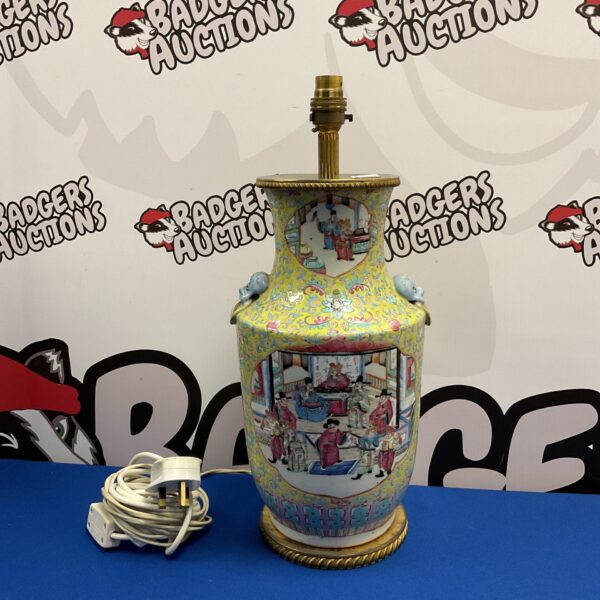 Antique 19th-century Chinese Famile Rose table lamp with detailed painting.