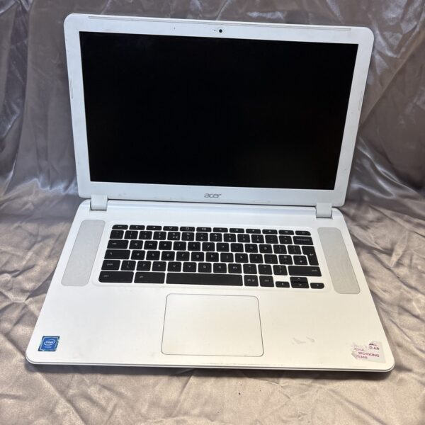 Used Acer Chromebook CB5-571 laptop in silver condition.