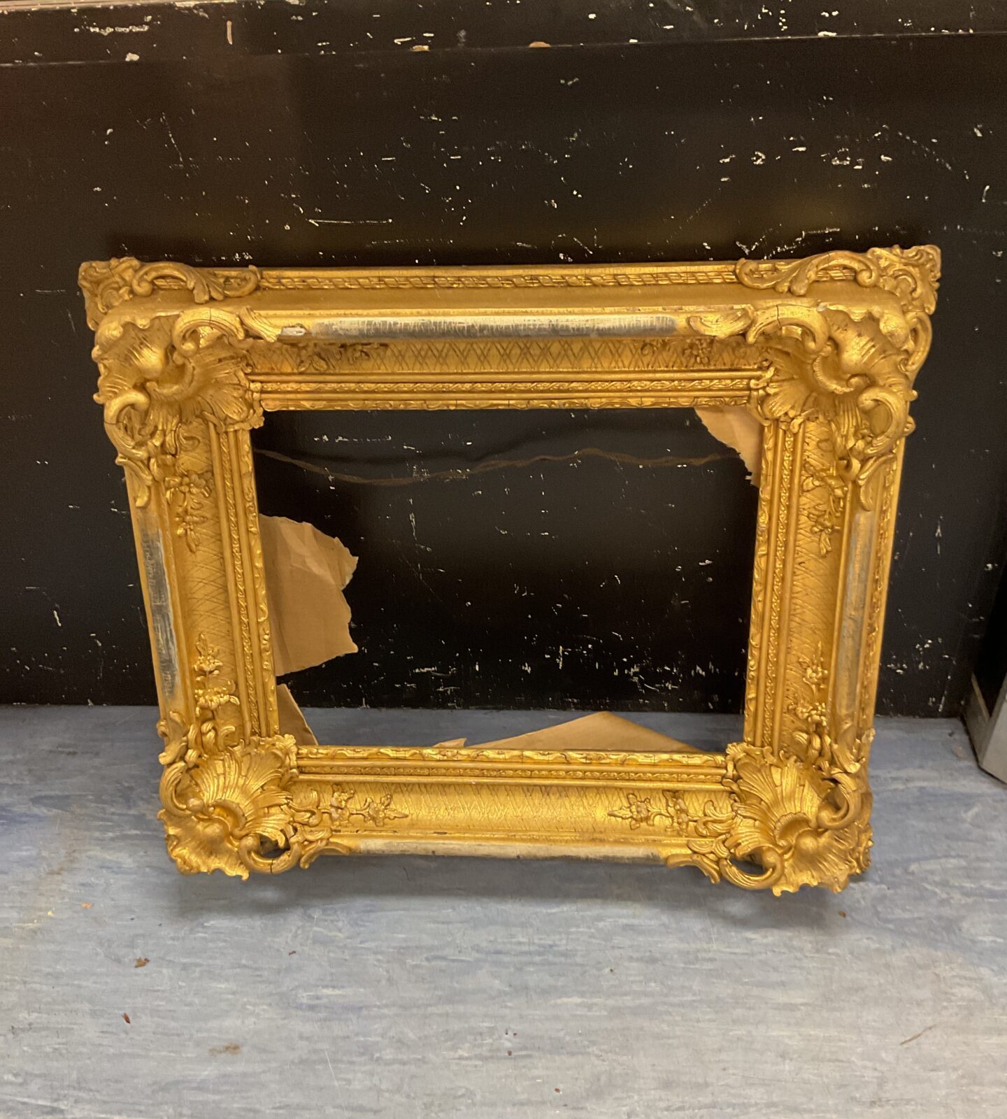 Antique gilded picture frame 23”x20” – Badgers Auctions