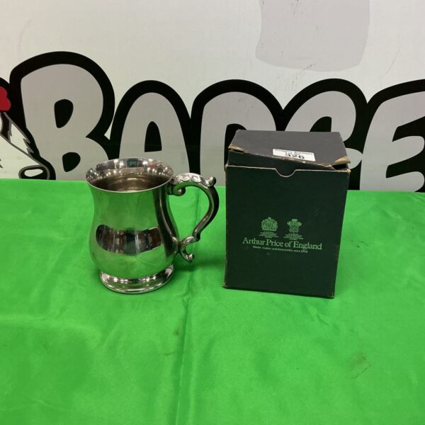 Vintage Arthur Price pewter tankard with a classic design.