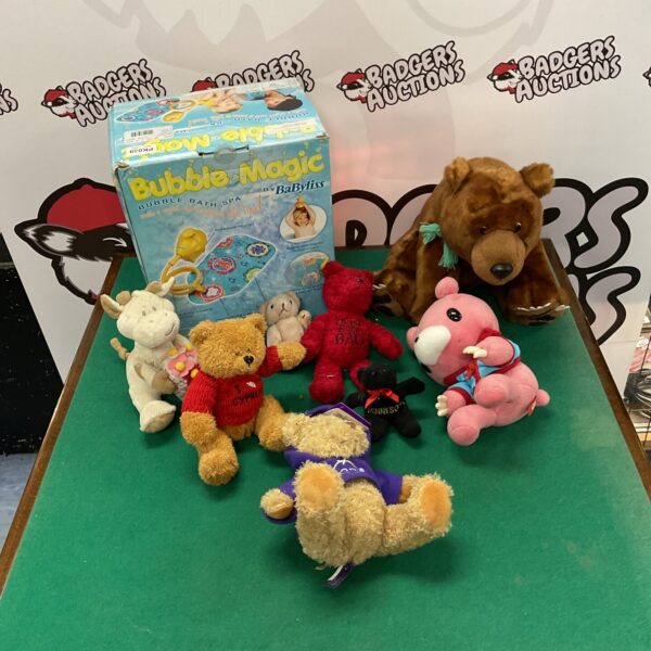 Vintage BaByliss Bubble Magic spa with stuffed animal collection.