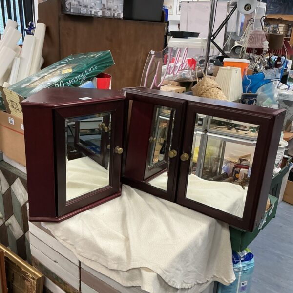 Vintage Darwood effect bathroom cabinets with mirrored doors.