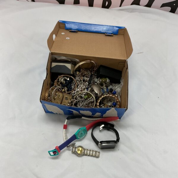 Costume jewellery and watch lot with mixed fashion accessories.