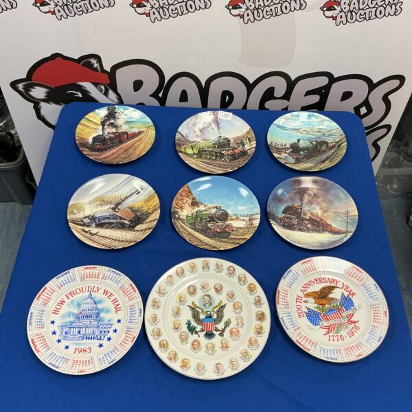 Vintage Davenport train plates collection featuring Flying Scotsman locomotive.