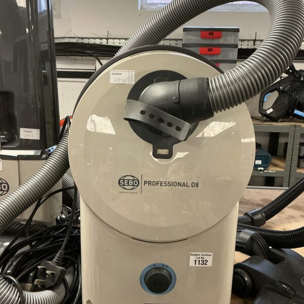 Debo D8 professional vacuum cleaner in used condition.