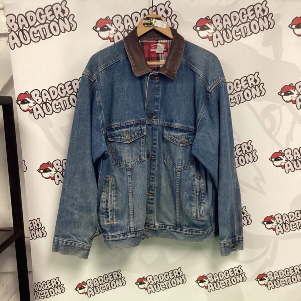 Vintage Denham Marlborough denim jacket size L, front view.