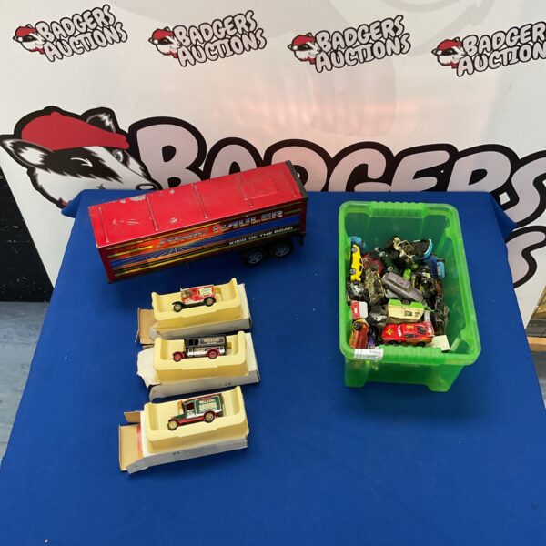 Diecast model cars lot including Walkers Crisps vans.