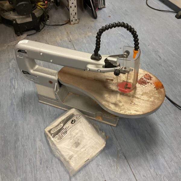 Vintage Draper 400mm fretsaw for woodworking and detailed cuts.
