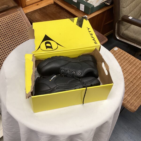 Dunlop size 44 safety boots in a box, pre-owned work footwear.