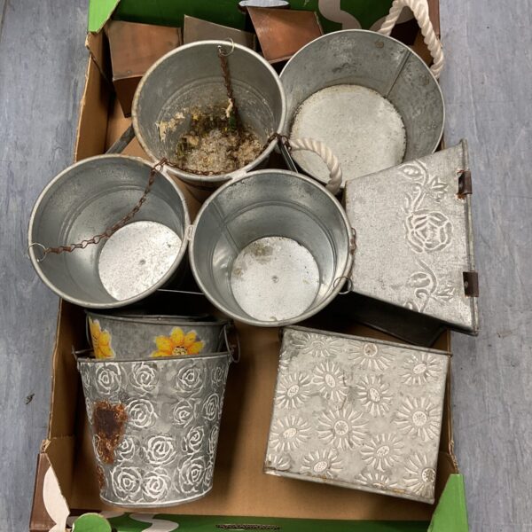 Tray of vintage galvanised flower pots and metal buckets.