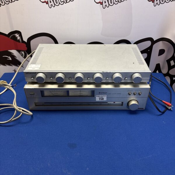 Vintage Hitachi FT-4000L stereo tuner with Artsound splitter.