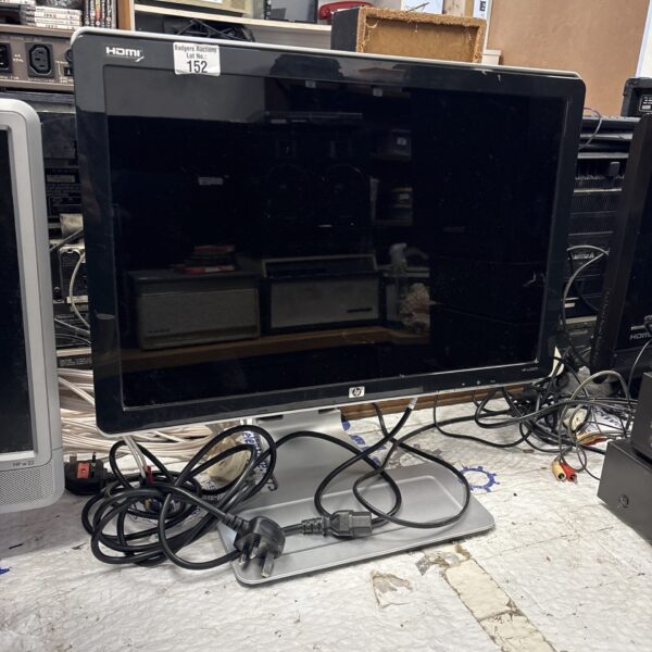 Used HP Windscren all-in-one PC for auction.
