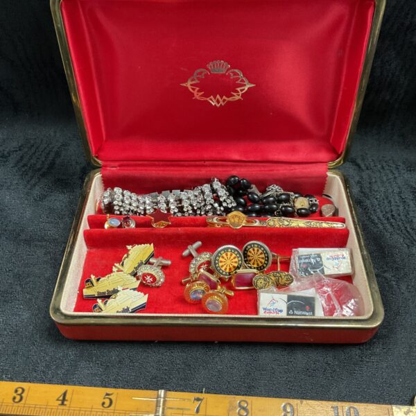Small jewellery box, including cufflinks tie clips and badges