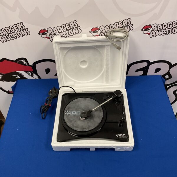Compact ION Contour LP turntable for converting vinyl records to MP3.