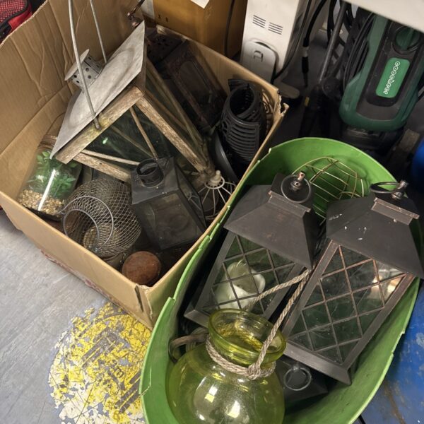 Mixed lot of buckets with lanterns and glass jug.