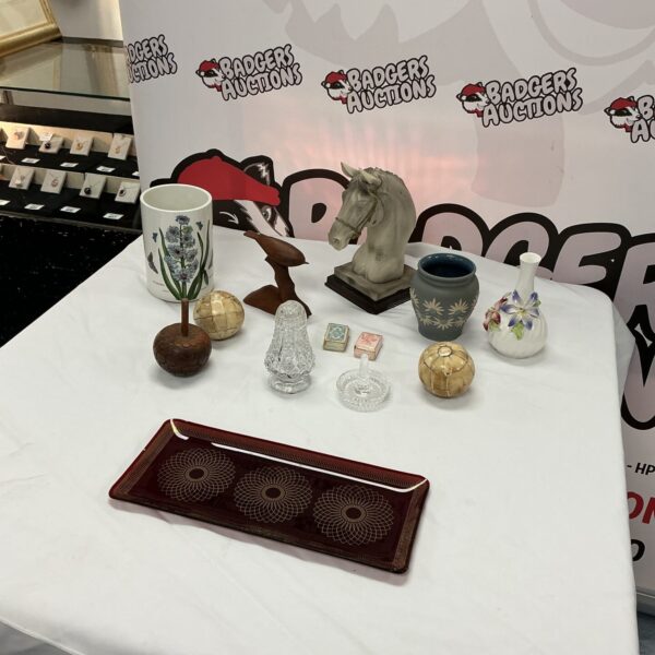 Mixed lot of vintage collectibles including a Portmeirion vase.