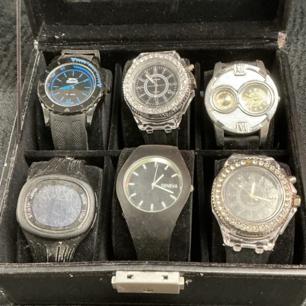 Lot of six mixed quartz wristwatches in varying styles.