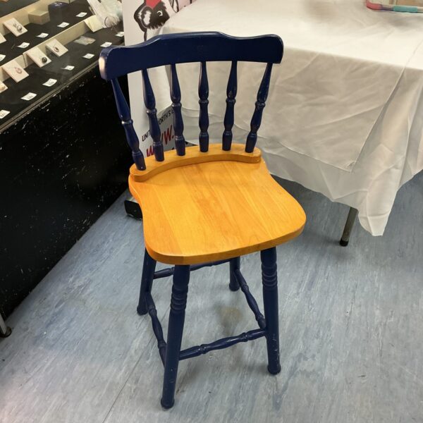 Vintage painted pine kitchen stool with spindle back.