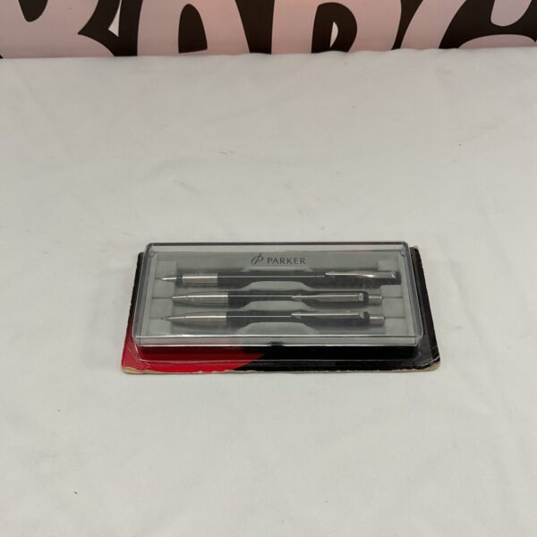 Vintage Parker pen set in original packaging, collectible writing instrument.