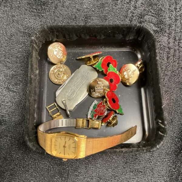 Vintage poppy badge and watch lot with JR Gaunt buttons.