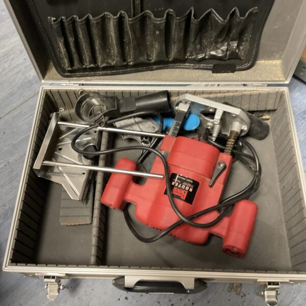 Vintage Power Devil router tool in original carrying case.