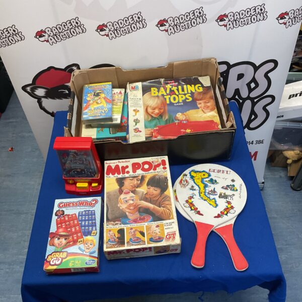 Retro game bundle featuring Mr Pop, Battling Tops, and Guess Who.