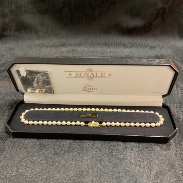 Vintage Royale Lotus pearl necklace with silver gold plated clasp.
