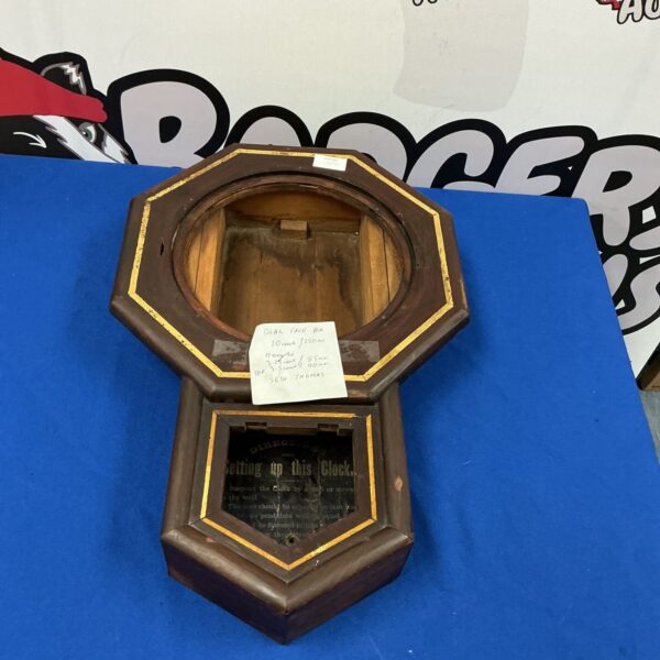 Vintage Seth Thomas clock housing, 10 inch diameter