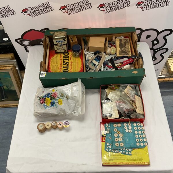 Vintage sewing and detergent mixed lot with thread, buttons, and Colston boxes.