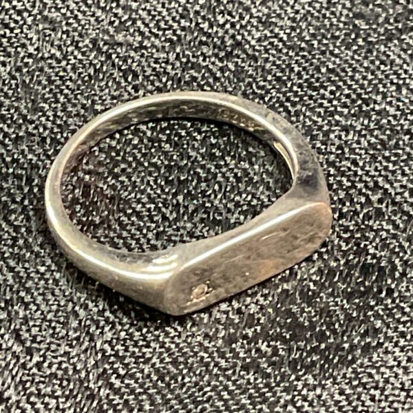 Silver signet ring size P, classic vintage style.