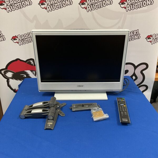Sony KDL-20S3030 20 inch LCD TV with remote and wall mount.