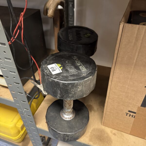 Pair of Tufftech 12.5kg dumbbells for home or gym workouts.