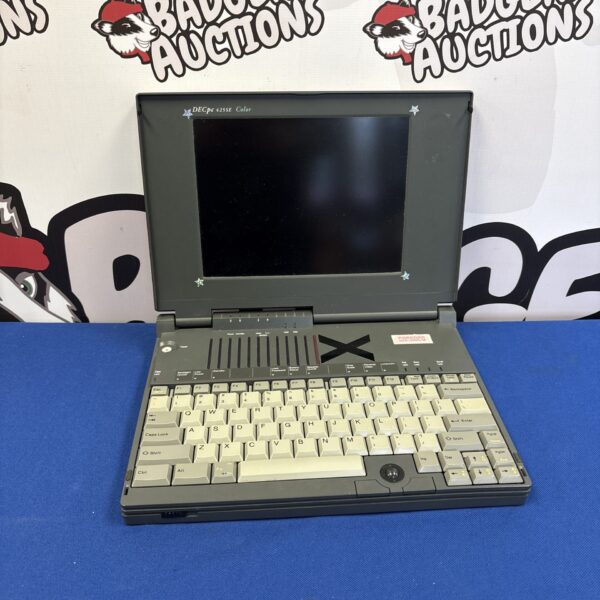 Vintage DECpc 425SE laptop in used condition.