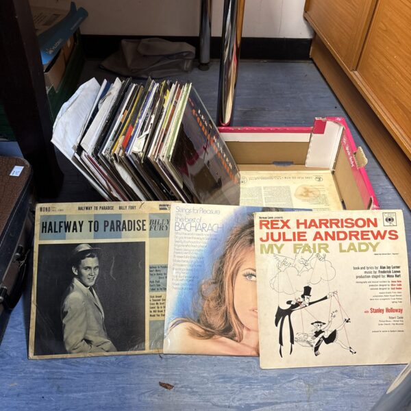 Mixed lot of vintage vinyl LP records for collectors.