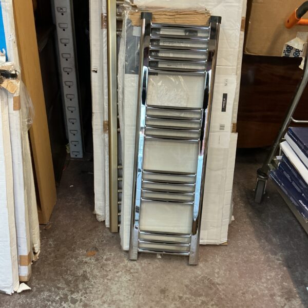 Chrome ladder radiator by Arleypro, 1000x300mm, with fittings.