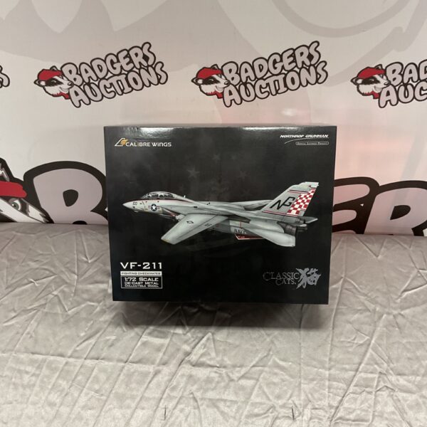 Calibre Wings VF-211 Fighting Checkmates F-14 Tomcat diecast model