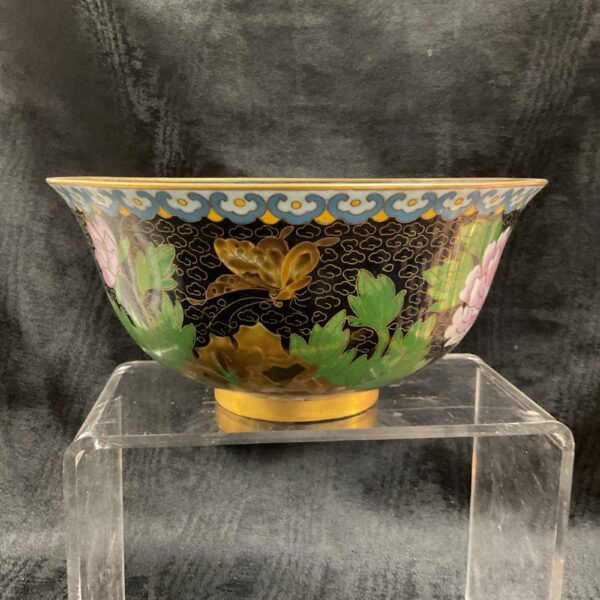 Vintage Chinese cloisonne bowl with floral design.