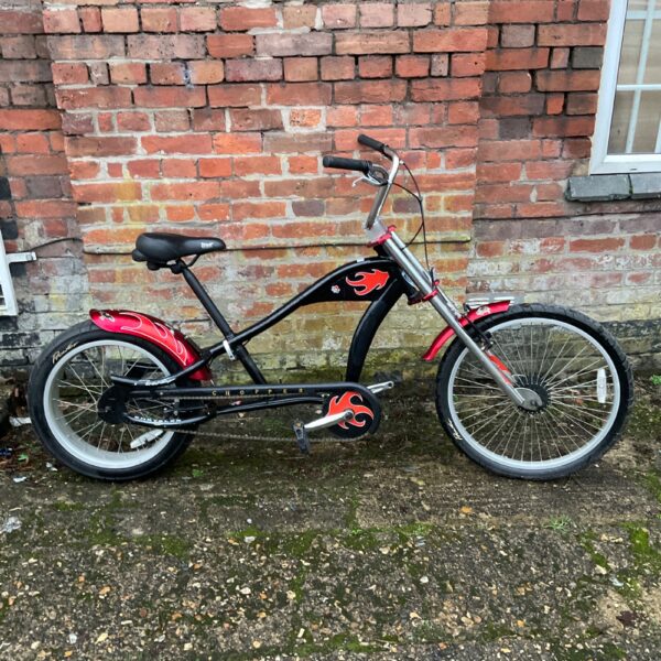 Chrystler chopper cruiser bike in vibrant colours.