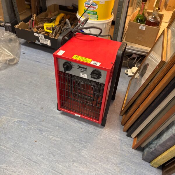 Clarke Devil 6003 fan heater for spares or repair.