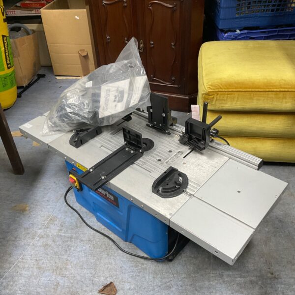 Clarke Woodworker bench with included accessories in a workshop setting.