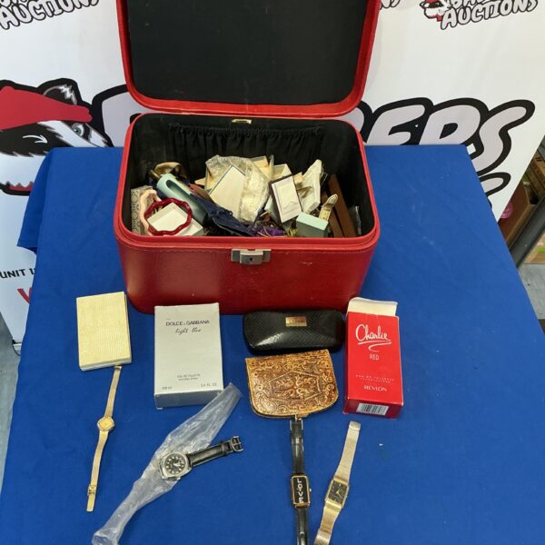 Mixed lot of vintage costume jewellery and watches in a case.