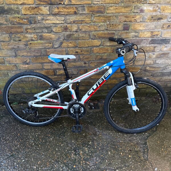 Cube Team 240 kids mountain bike in good used condition.