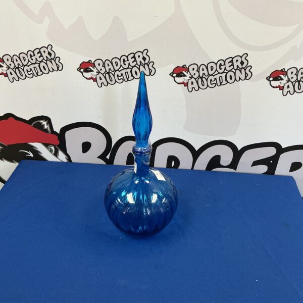 Vibrant blue 1960s Empoli glass onion vase for collectors.