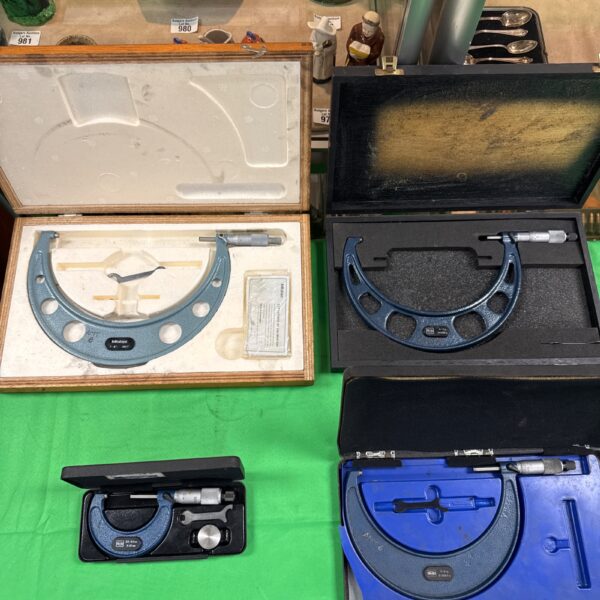 Selection of engineers micrometers including Mitutoyo and Moore & Wright.