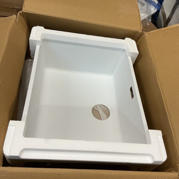 Franke Tectonite wash basin still in its original packaging.