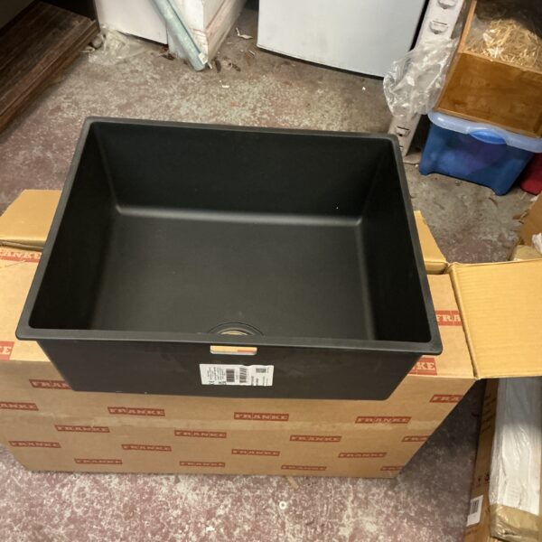 Frankie Tectonite single bowl kitchen sink, used condition.